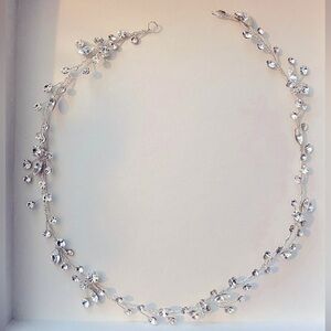 Bel Aire Bridal Headpiece, 6524